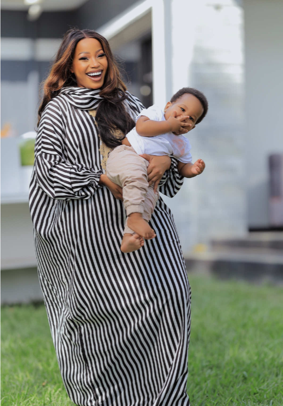 Yesterday was so special! My baby turned 1, and I finally got to celebrate our new family home. Mama and the family moved in almost a year ago, but I was pregnant and life was happening so fast I just made a Dua and kept it moving. Being able to build this beautiful country home for my Mama and my family means the world to me, and I’m so grateful we finally celebrated this huge milestone. Thank you to everyone who genuinely loves, prays for, and shows up for my son. I appreciate you deeply, and may God continue to bless you all. 🤎🙏🏾