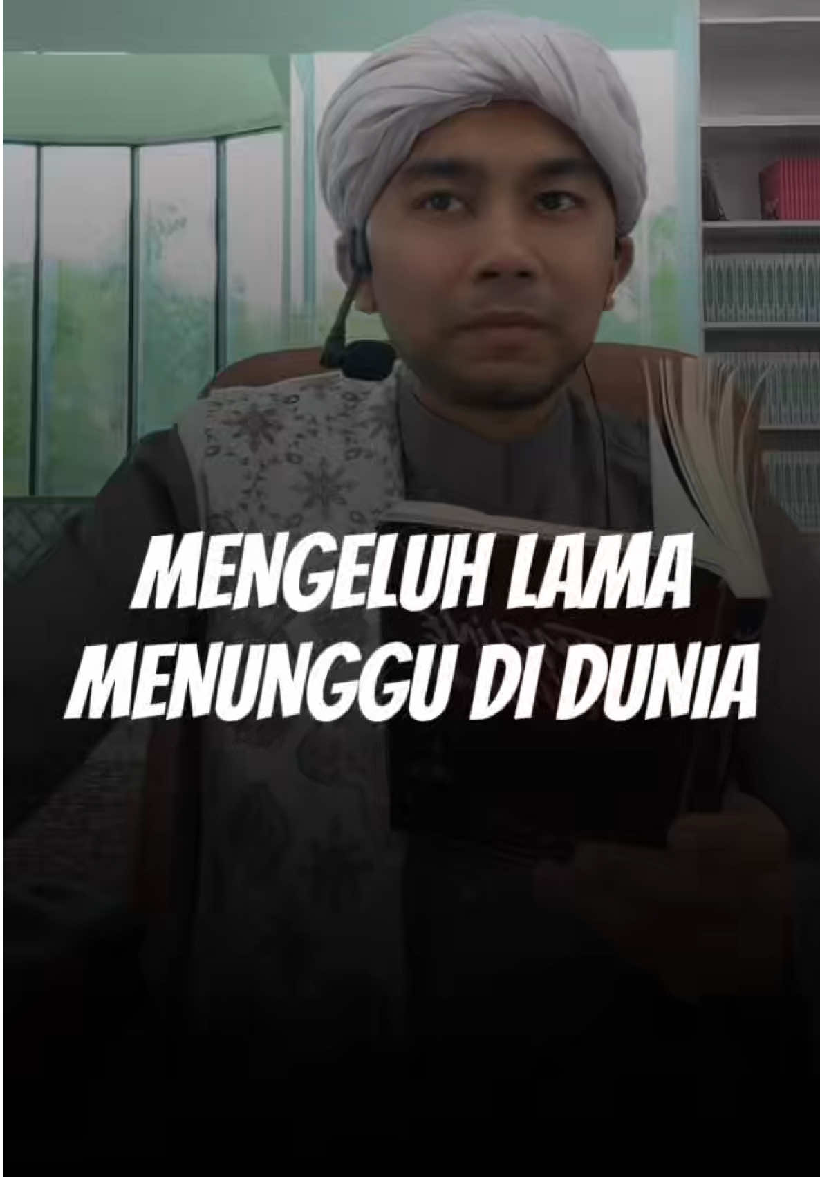 Mengeluh lama menunggu di dunia