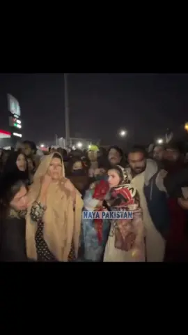 خان صاحب کی بہنوں کے ہمراہ اس وقت عوام بڑی تعداد میں موجود ہیں ۔❤️🔥#foryoupage❤️❤️ #mehranpti_804 #imrankhanzindabad #ik804 #khansahab #fyp #804 