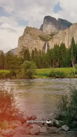 Follow kami di :  IG : @miepangsitapui_pku Tik Tok : @kopitzgtk2f FB : Kopitiam Apui   #bakmi #kopi #santai #miepangsitapui_pku  @kopitiamapui