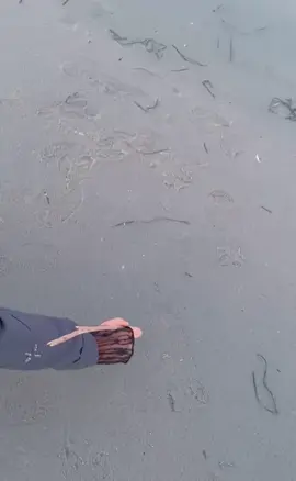 كتبت اسمي في بحر تونس🇹🇷😉❤️‍🔥#اكسبلور 