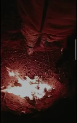 ابوي. 👑                                            .   .   .  اي #مالي_خلق_احط_هاشتاقات🦦 