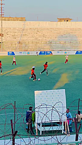 Hijaabi ball 🔥🙆‍♂️#camareda__oodweyne #ciyaalxamar🇸🇴 #foryoupage 