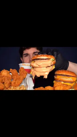 ASMR CHEESEY BURGERS AND FRIED CHICKEN STRIPS 😋😋😋 #friedchicken #fries #eating #asmr #muckbang 