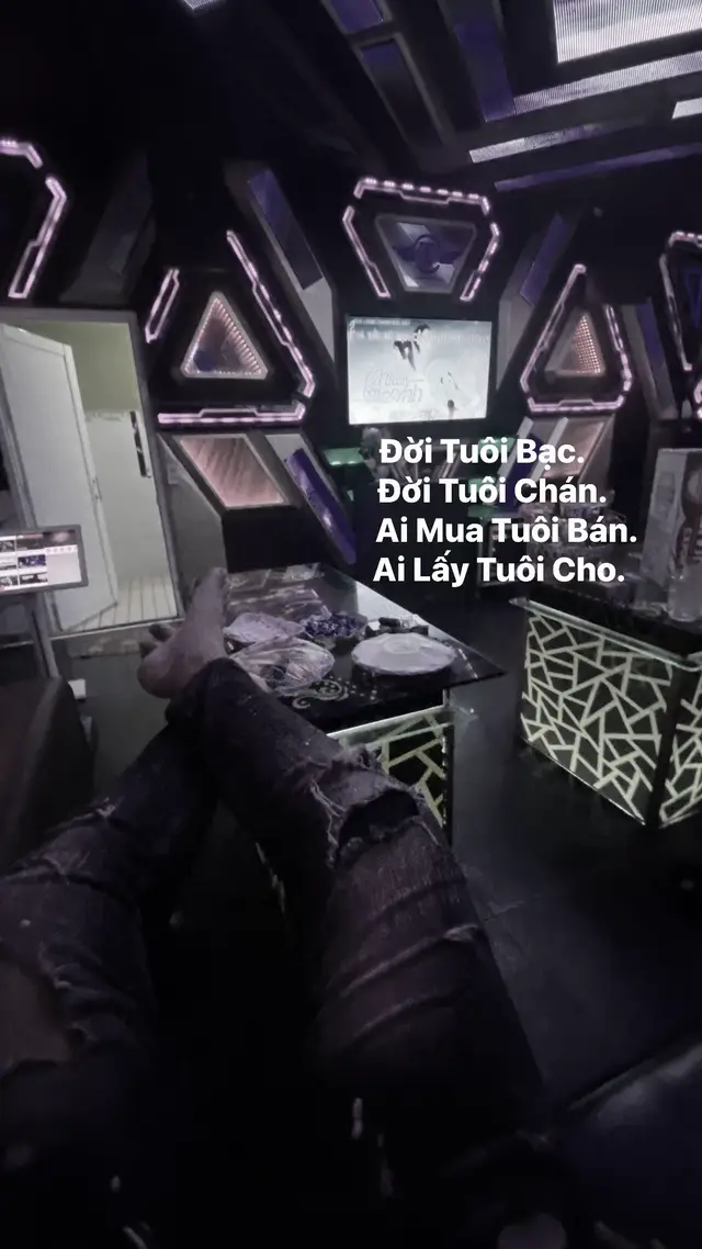 Đời Bạc Người Cũng Bạc.#xuhuong #xhuongtiktok #deomadoilon#xuhuongtiktok2025#tamtrangbuon 