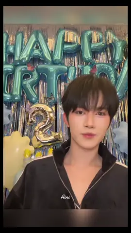 มีแฟนนั่งข้างๆตลอดเนอะ🤭#xingqiu #HuangXing#qiudingjie  #kipukaqiu #eliothuang 