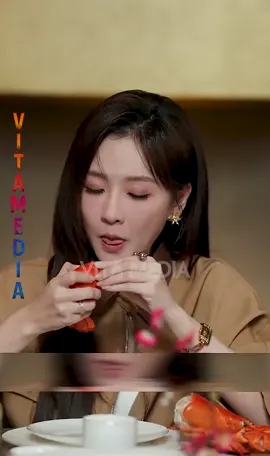 Cô gái miệng quạ vừa nói một điều đã khiến mọi người đều bật cười - Tập 1