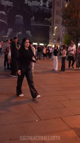 Cuál crees que fue la reacción del novio😅 #entrevista #calle #viral #parati #humor 