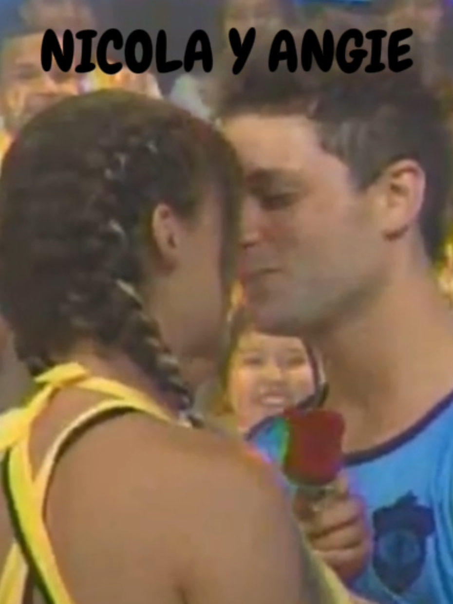 EEG 💙💛 Angie y Nicola  #eeg #nicolaporcella #angiearizaga #fyppppppppppppppppppppppp #viraltiktok 