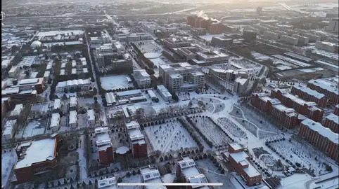 E yêu trường em❤️Tuyết bao phủ trắng xoá cả cái Lan Đại rồi😍😚#兰州大学 #lanzhouuniversity 