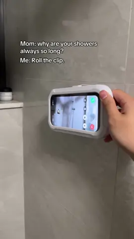 No more stressing about my phone getting wet while I shower #waterproofphonecase #bathroomgadgets #waterproofcase #tiktokshopblackfriday #tiktokshopcybermonday #tiktokshopcreatorpick #blackfriday 