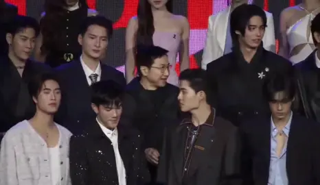 yg di center yg donaturnya kenceng 🤭 #GMMTV2026 #fyppp #thaienthu #gmmtvofficial 