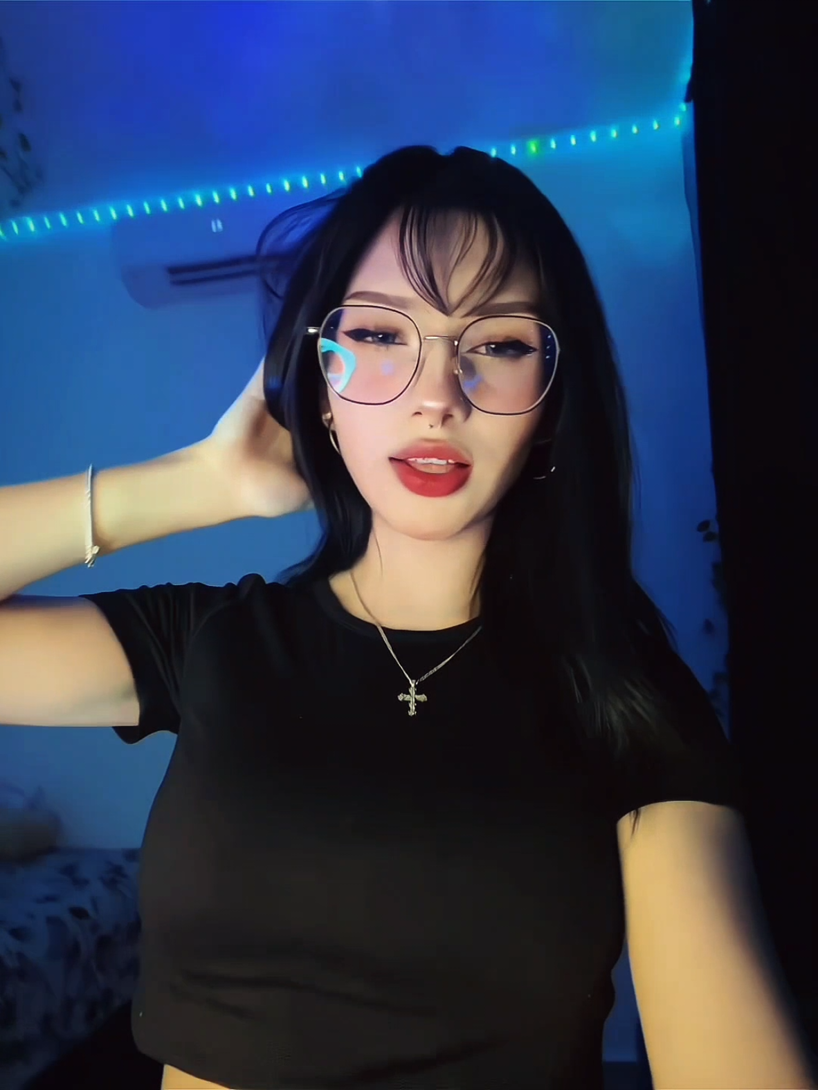 #CapCut #modeloscapcut #capcuttemplate #trend #foryoupage  @Andyygo ☪︎ 