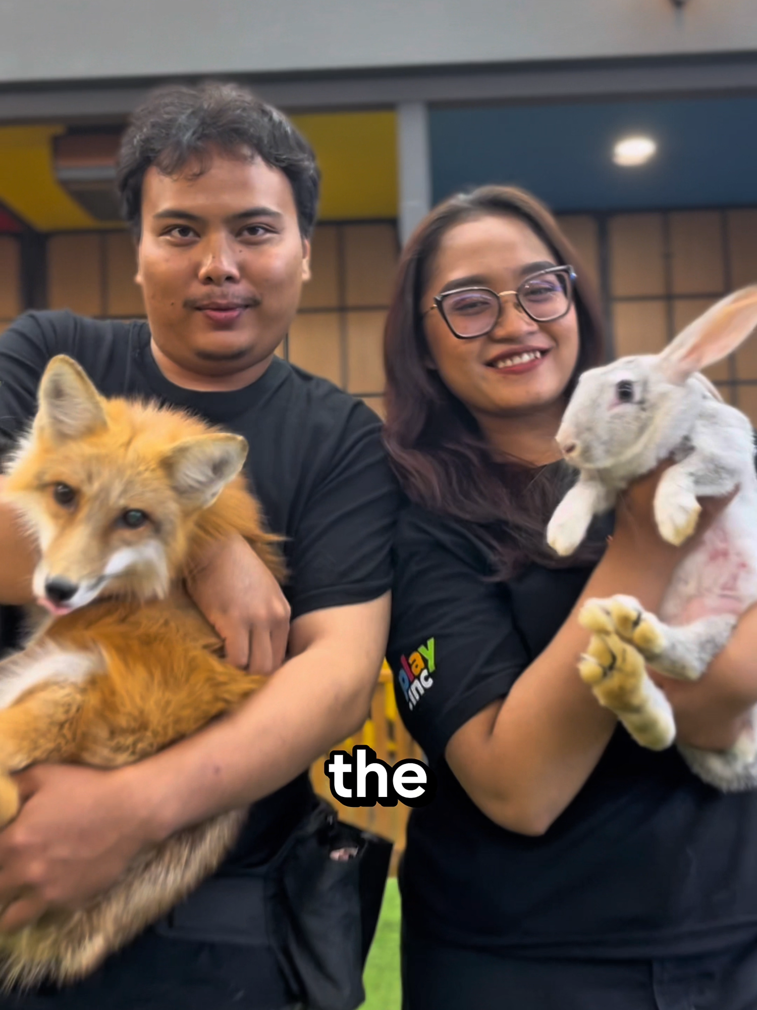 Nick & Judy from Zootopia are in Jakarta?! 🦊🐰 Meet our real-life red fox and giant rabbit at Animal.inc — the perfect duo straight out of the movies! Come say hi and snap your best shots with them! 📸 📍 Location: Entertainment District, PIK 2, Jakarta 🕒 Weekday Hours: 11.00 – 22.00 🕒 Weekend Hours: 10.00 – 22.00 🎟 Weekday Packages: * The Explorer – Rp150.000 (Capybara Cupcake + Orange Drink + full access) * Little Explorer – Rp125.000 (Capybara Cupcake + Mini Milk + full access) 🎟 Weekend Packages: * The Explorer – Rp200.000 * Little Explorer – Rp175.000 👶 Babies <1 year: Free 🧦 Socks: Rp15.000 (mandatory) 🥕 Pet Snacks Add-on: Rp50.000/basket ✨ Weekday Promo: - No time limit — stay and explore as long as you like! #Zootopia #RedFox #GiantRabbit #EntertainmentDistrictPIK2 #PlayInc