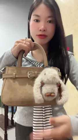 1 chiếc túi siêu cute#xuhuong #hươngdua #tuixachquangchau #xuhuongtiktok 