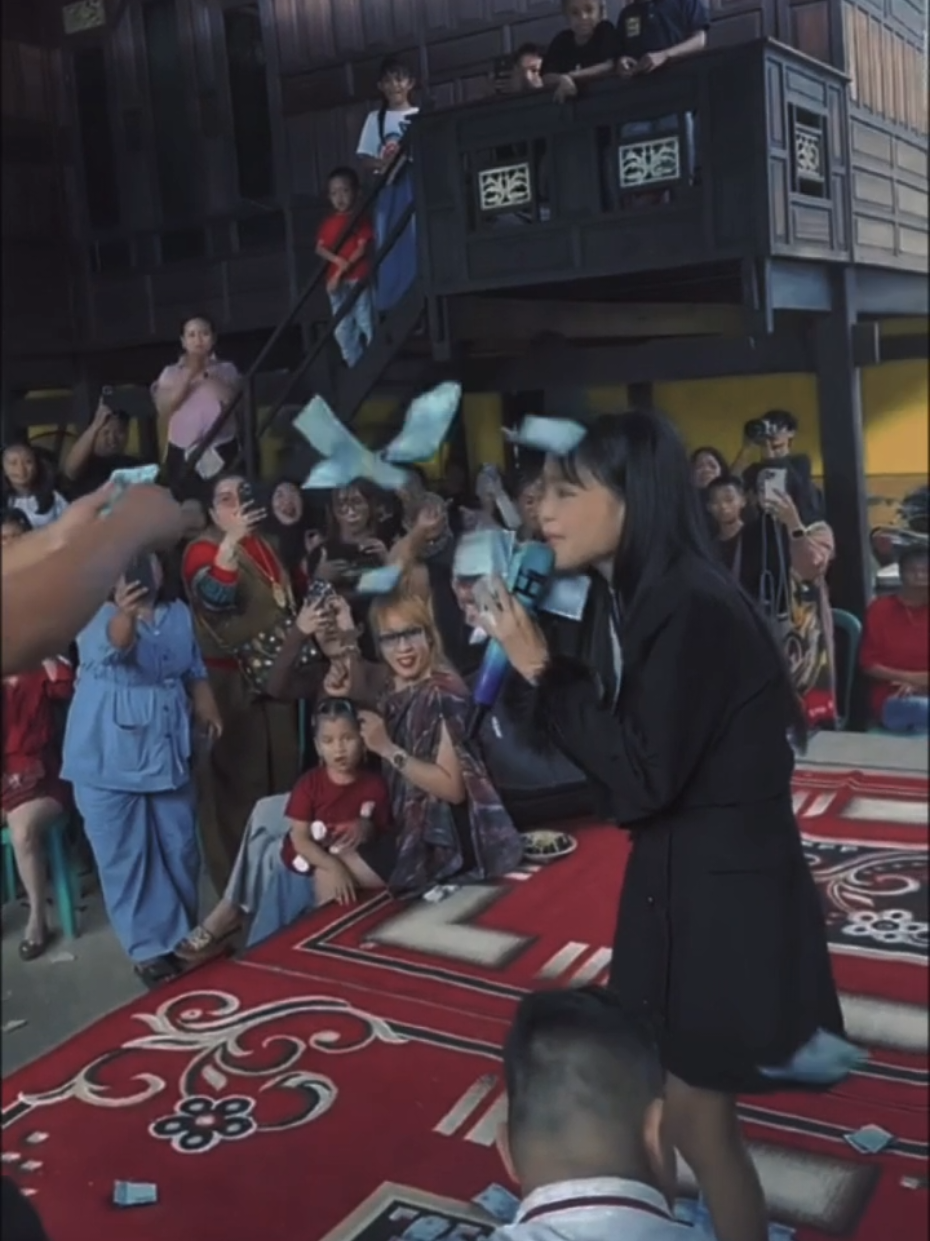 Trpantau netizen masih belum tidur nyenyak krna msih bnyk yg nyasar di live Sidrap/Sulsel jdi hetters🔥#sidrap #sulawesiselatan #bugistiktok #fyp 