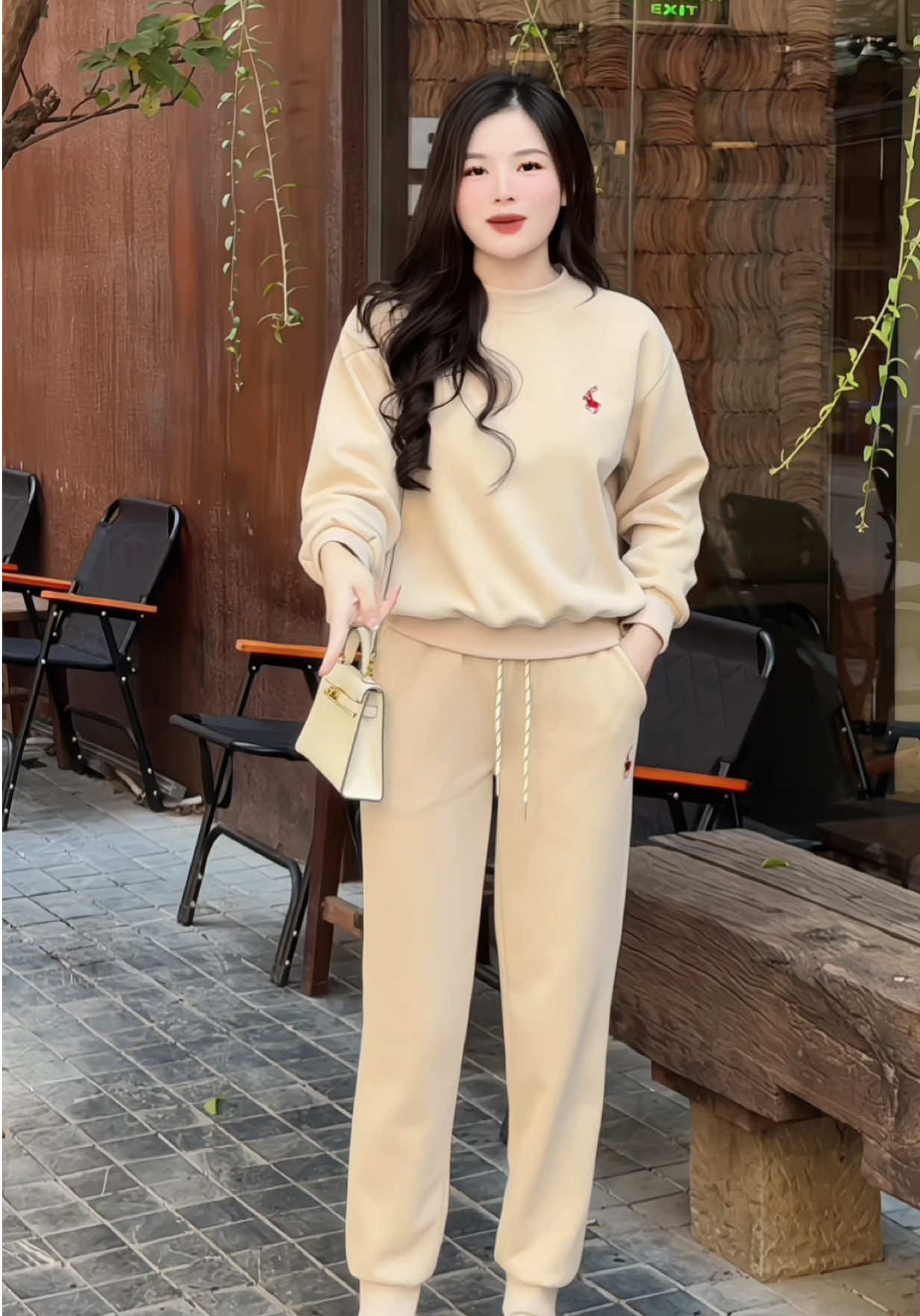 GUNO-Bộ quần áo nỉ NAM NỮ, Bộ nỉ thu đông,#boni #bothudong #sweater #bothethao #aoni 