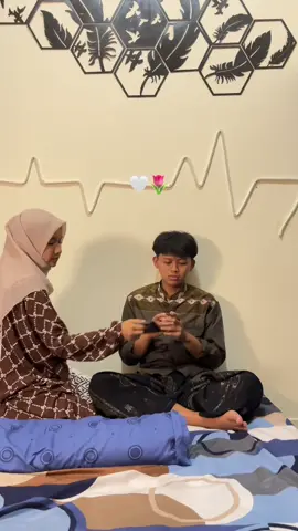 NggK bisa di tinggal 1 detik je@Adinda Musyarrofah #komedipasutri #couple #pasanganhalal #arabicsong 