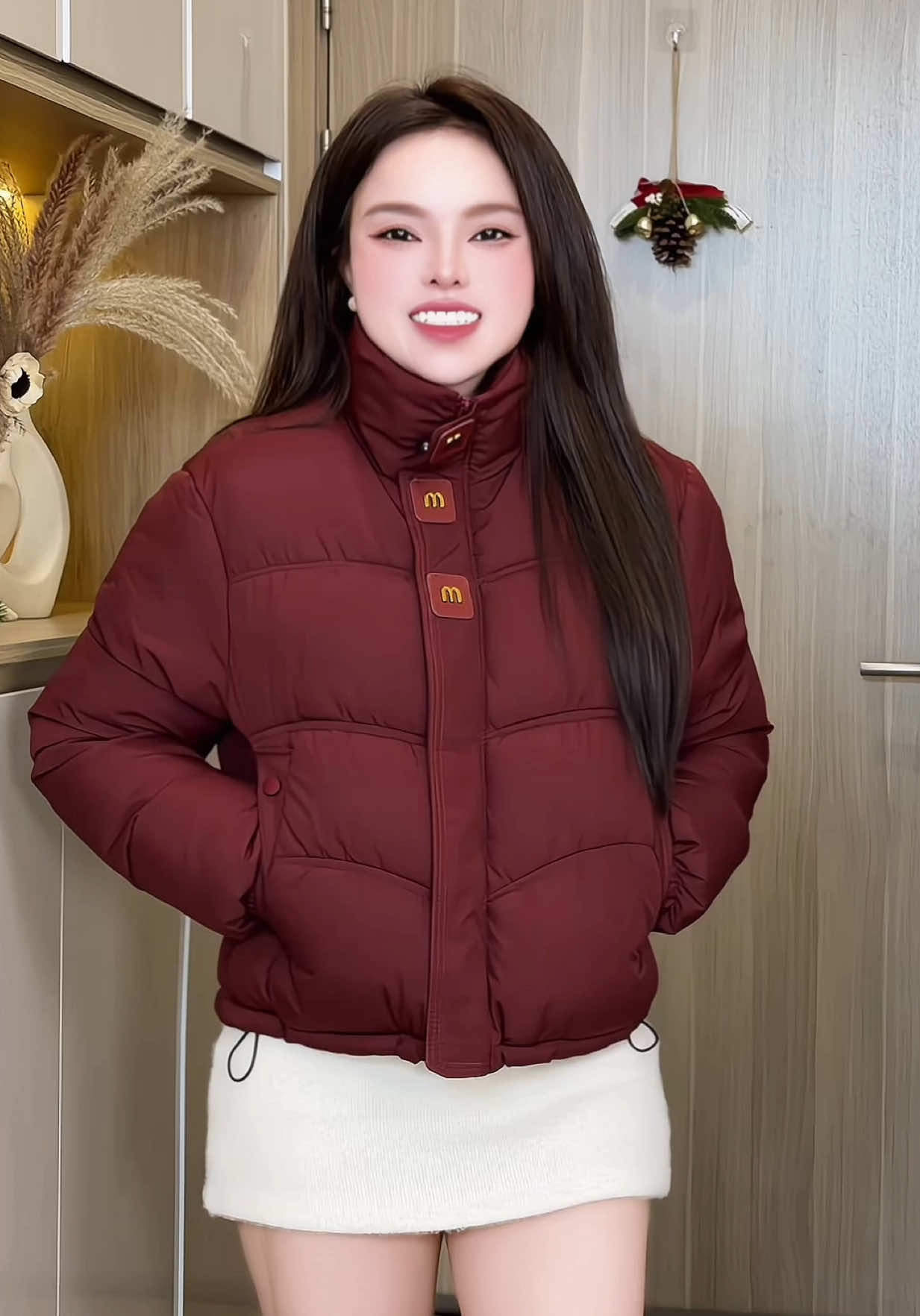 Áo phao siu nhẹ chữ M trẻ trung siu ấm  vừa đẹp vừa ấm diện thu đông ưng quá chừng #gucuahue #aokhoac  #aokhoacphao #aophaobeo #aophaonu