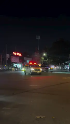 Đoàn Xe hướng về miền trung... chúc tất cả đoàn xe cứu trợ đi đường bình an🙏👍