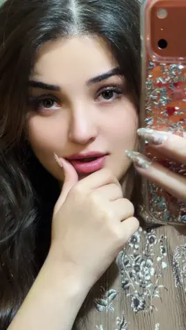 Yaw war raka speena #foryou #itsnadiamurshad1 #nadiafam  insta id: nadia.tolow