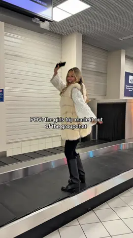 Finally @Farahnos | CEO and Baddie #girlstrip #girls #slavicgirls #travel #girlsweekeend 