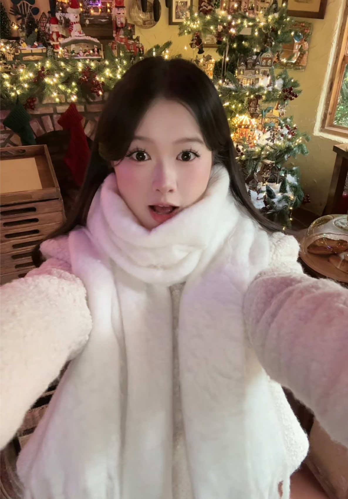 Mùa này thích nhất quàng khăn #xh #viral ##fypシ##fyp##xuhuong