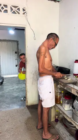 #betojaraba🤣🤣 #viralvideo cuidado con la olla beto 🤣