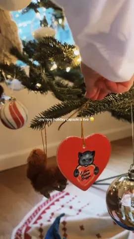 For the first time ever we have KIDS SIZING for the sweet gingerbread shirt. Love you all ps I also added 30-40% off the rest of the merch as a little surprise 💚❤️ https://shop.bishopbriggs.com