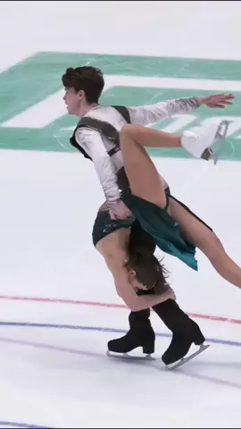 The no.1 ice dance duo in the world #IceSkating #vasilisakaganovskaya #figureskatingcouple #figureskFigure 