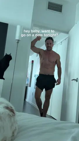 quick little date night he said …  #nyc #couplegoals #concert #trending #datenight lets get a bagel