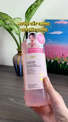 Nước tẩy trang sen Hậu Giang duy trì độ ẩm tự nhiên #xuhuongtiktok #reviewchanthat #nuoctaytrangsenhaugiang #cocoon 