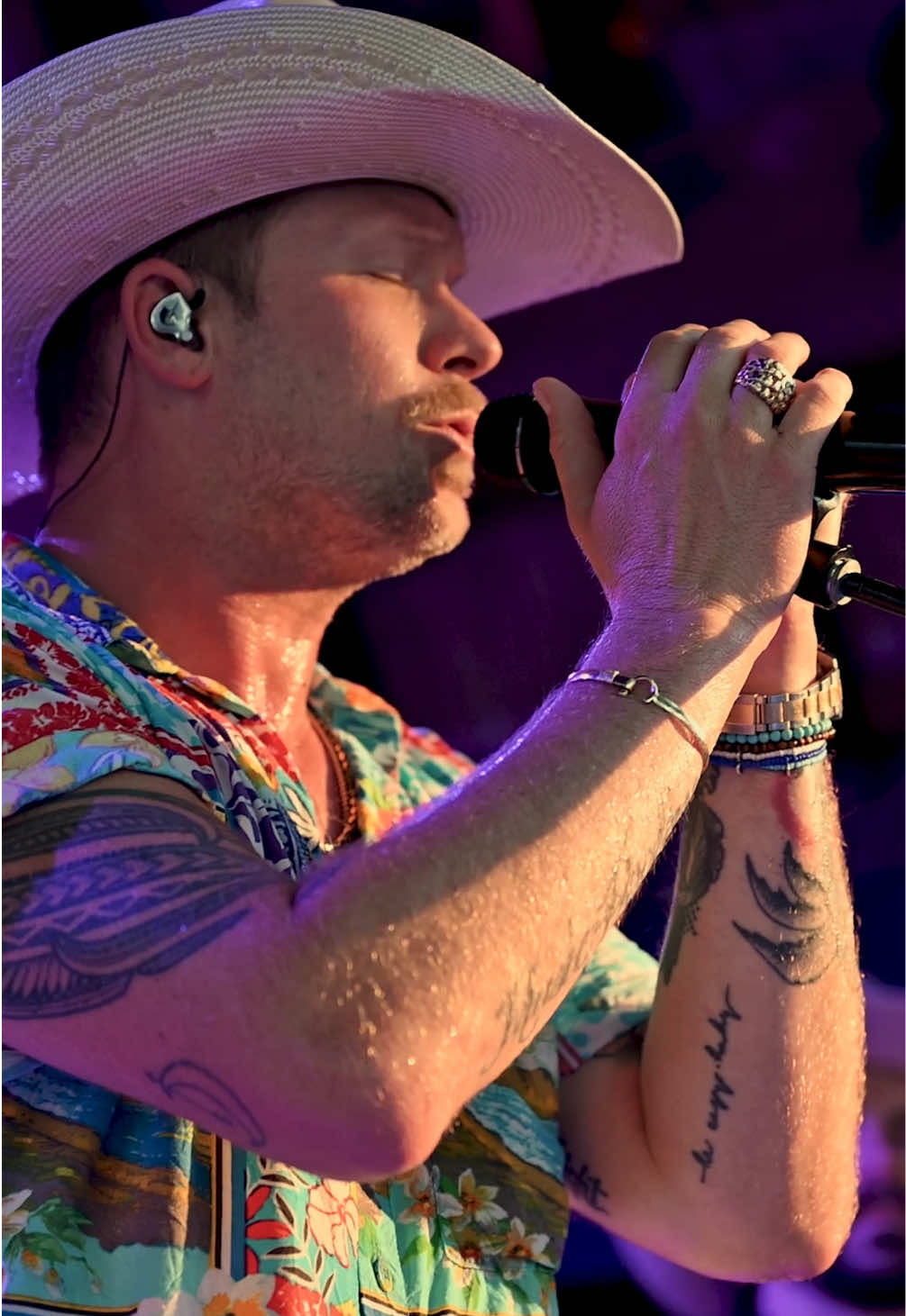 Back from last summer at the Surf Post! So excited to see y’all back there in a few short months!🏖️ Grab your tickets now and get 20% off of the party pass ticket price!🎫