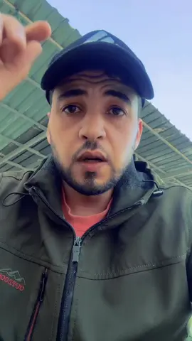 يقولك خيره مسكين😅😂😂