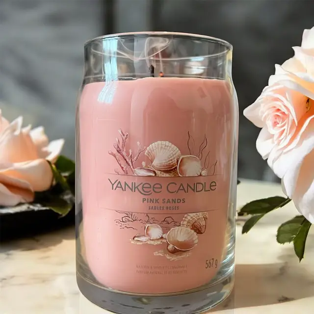 Les bougies les plus incroyables 🩷 #yankeecandle #collaborationcommerciale #bougie #rose #maison 