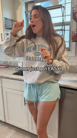 easy dinner ideas for busy moms | one pot meal plan with grocery lists | @Passionate Penny Pincher Shop menu plan | reusable dry erase meal planner | weekly family dinners #onepotmeals #mealplanningmadeeasy #busymomlife #easyfamilydinners #dinnerhack