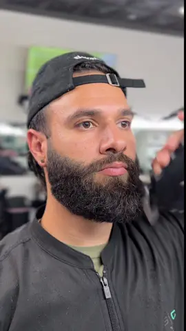 Quick Beard Maintenance between clients 🧔🏻‍♂️🔥 using @Wezteck all in one clipper! Book your next service now! 💈⬇️ #jjaybeardedbarber #fypシ #turlockbarber #beardtrim #ClipperGame 