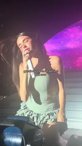 she’s insane wow #madisonbeer #spinnintour #madisonbeervideos #madisonbeerconcert 