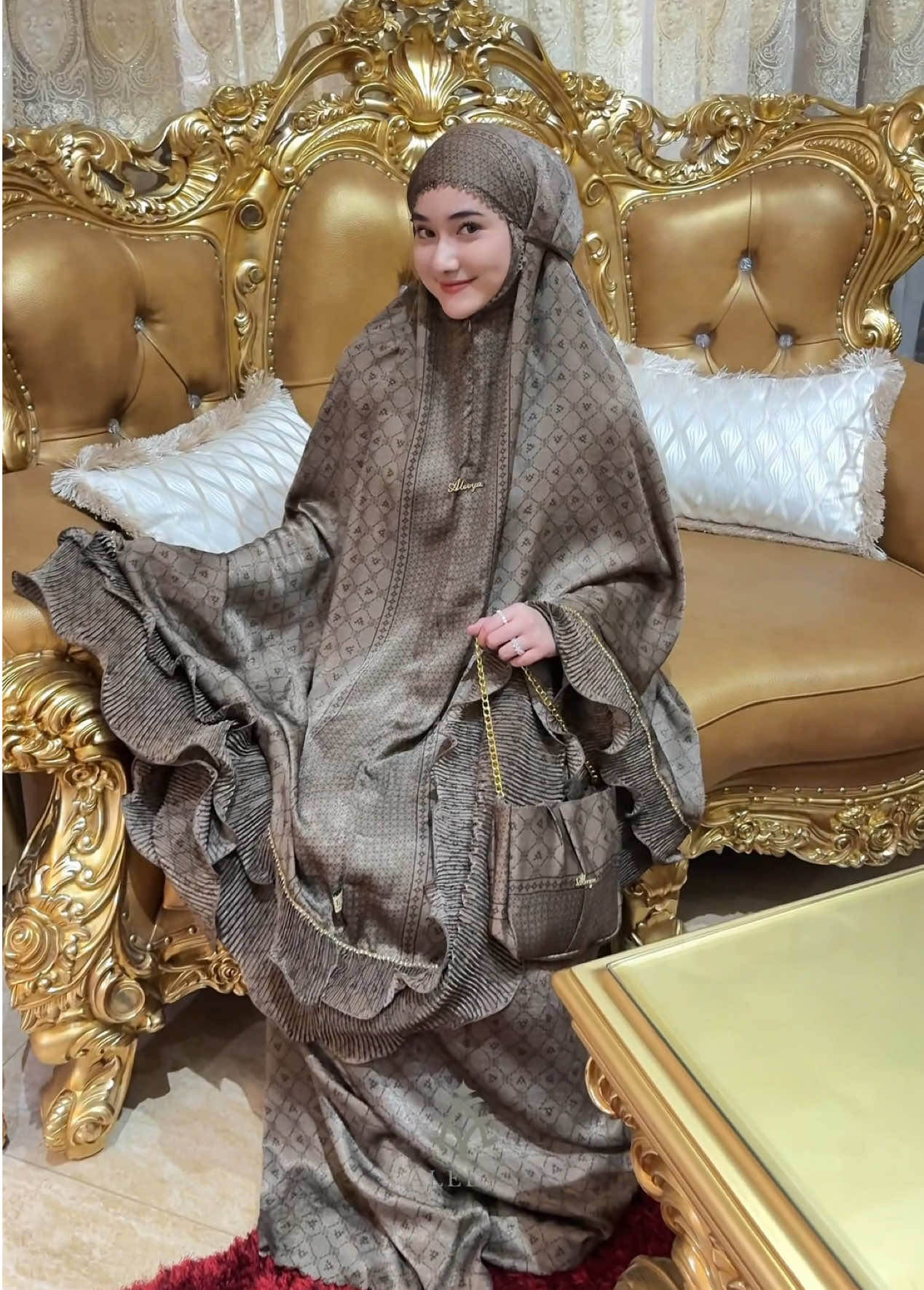 Mukena Dewasa Santorini Silk 2in1 Syafia Series  #mukena #mukenamewah #mukenapremium #mukenaaleeya #mukenadewasa 