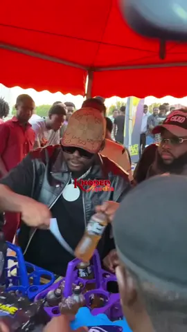 Medikal sharing some of his Musical Concert tickets and Game Energy drinks to his diehard fans at UPSA campus. #fyp #foryou #foryoupage #viral #viraltiktok 