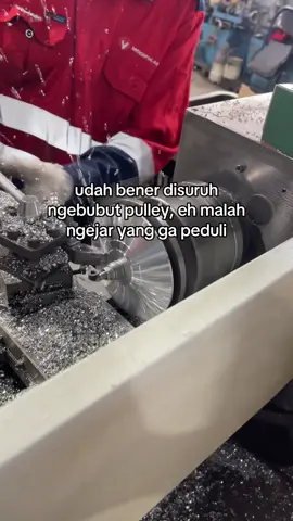 Coba tag orangnya di komen gaes🗿