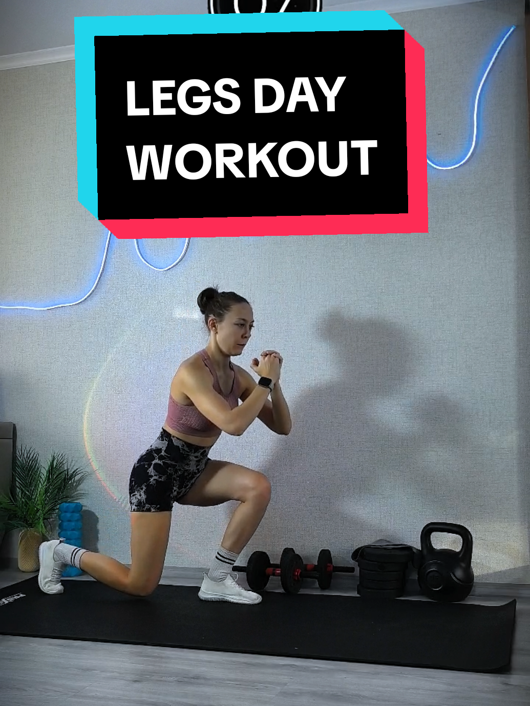 Leg day workout 👍 25 seconds work 6 exercise Do 3 rounds #legworkout #Fitness #usafitness #workoutfromhome #workoutroutine 