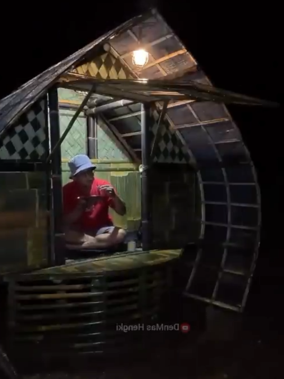 part 3 #creatorsearchinsights #camping #woodcabin #bushcraftsurvival #creatorsearchinsights 