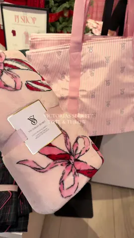 VICTORIAS SECRET TOTE AND THROW FREE WITH A $150 Purchase @Victoria’s Secret #victoriassecret #victoriassecretholiday #victoriassecretxmas #vspinkbling #victoriassecretshine 