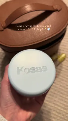 Grab your Kosas products now while they are on sale 🏃‍♀️💨 #kosas #kosascloudset #settingpowder #blackfridaydeals #blackfridaysale 