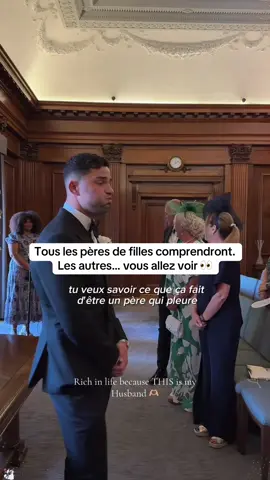 Avant Effy : je ne pleurais jamais. Après : je chiale devant la reine des neiges en cachette. Et franchement ? C’est la plus belle évolution de ma vie. 🫶🥲 #bebe #papa #enfant 