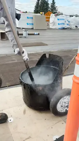 EN CANADÁ SI HAY TRABAJO 🇨🇦 Estamos solicitando personal para trabajar en el asfaltado de calles. Otorgamos contrato de trabajo, alimentación y estadía todo el tiempo de trabajo. Visita mi perfil si estás interesado/a en trabajar con nosotros 📥