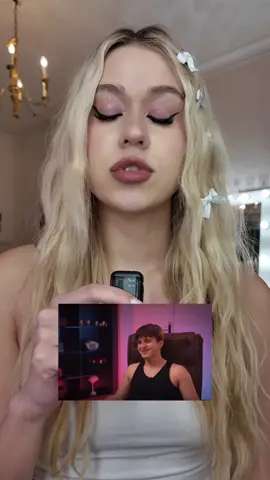 А что вообще происходит?ахххаах в тгк: аришка❤️🐼 подробности 