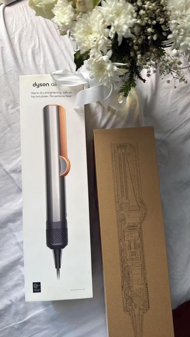 #dyson #dysonairstrait 