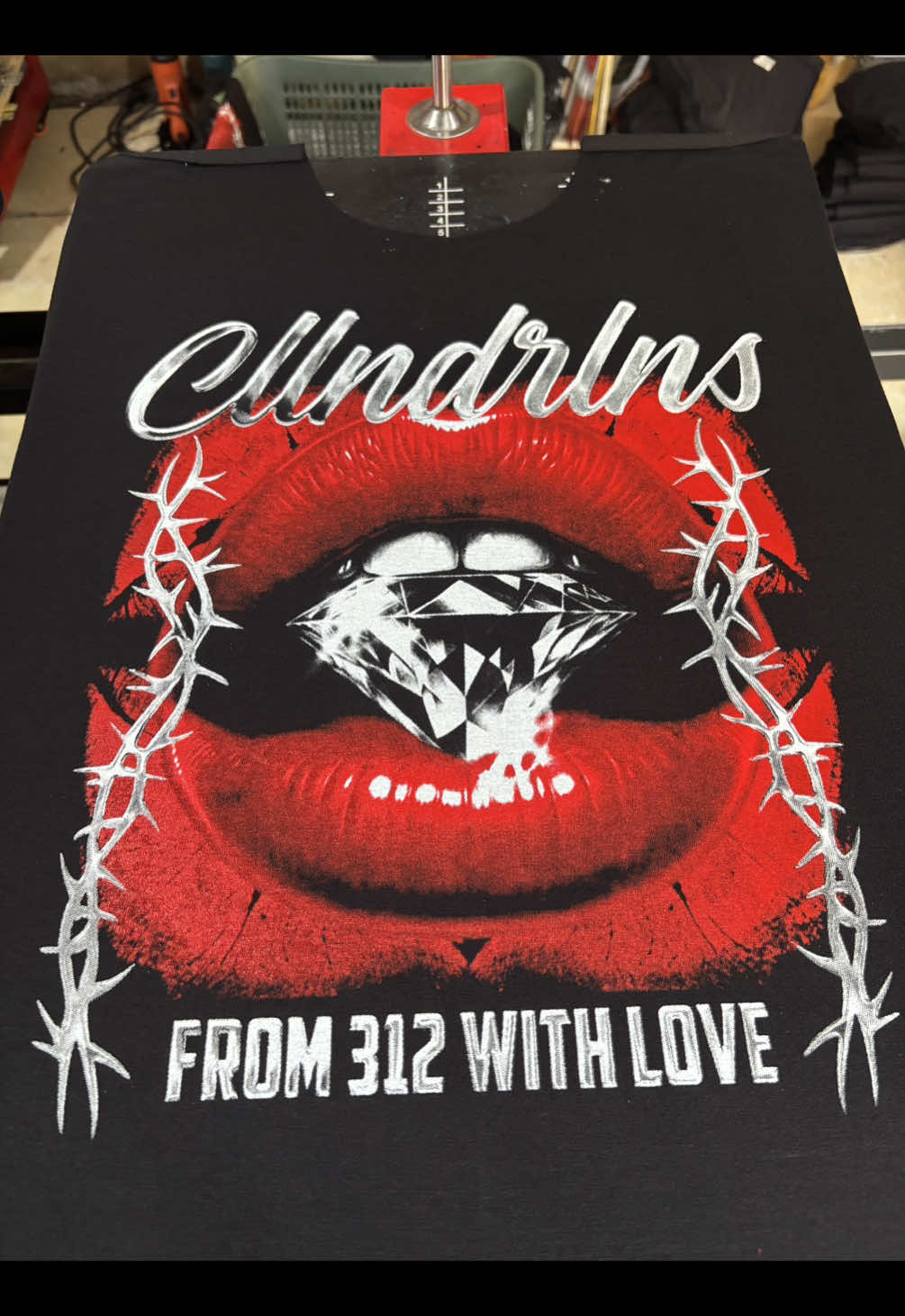 Tshirt Cllndrlns Info order dan pembuatan kaos 082129082865 📍blok pande, desa gebang       Gg. Pusat gadai #blopotsablon #sabloncirebontimur #sablonkaoscustom #fyp 